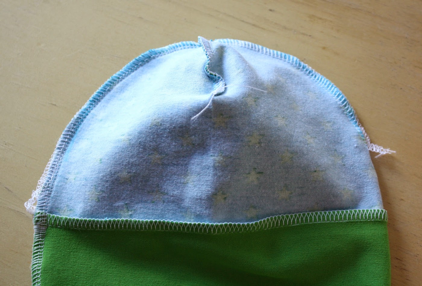 Minimille Et Ses Dix Doigts Bonnet Bebe En Jersey Tuto