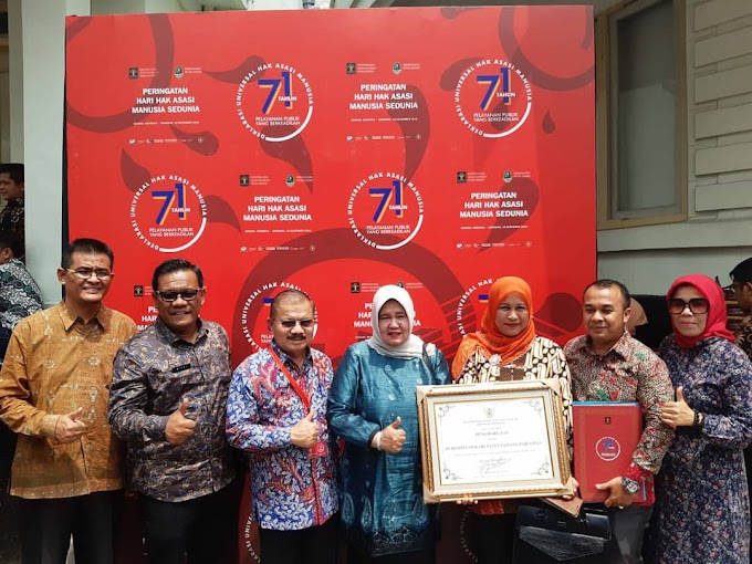 Reward di Akhir Tahun, Kabupaten Padang Pariaman  Dianugerahi Kabupaten Peduli HAM Tahun 2019