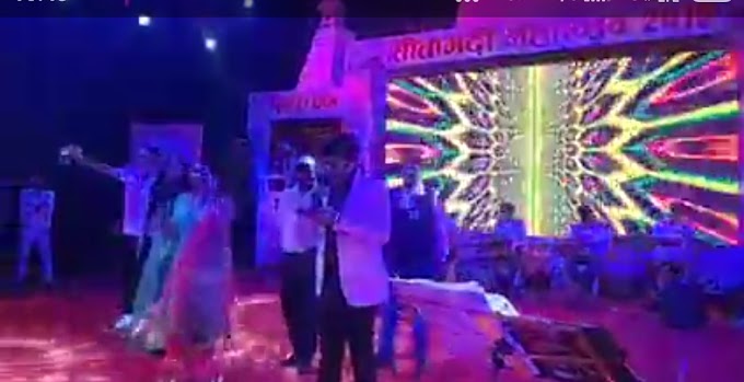 सीतामढ़ी महोत्सव के दौरान डीएम ने गाया गीत, झूम उठे सीतामढ़ी के जनता