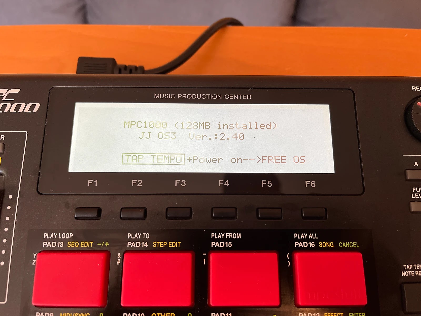 AKAI MPC1000 BK jjos 3.16