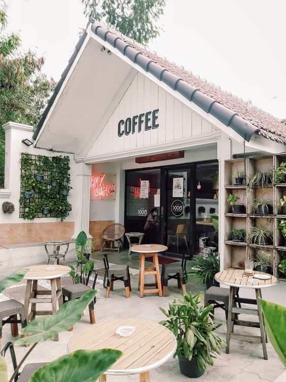 Desain Cafe Sederhana Murah di Depan Rumah