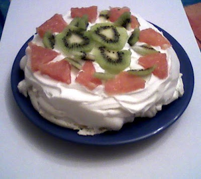 Articole culinare : Grapefruit Pavlova