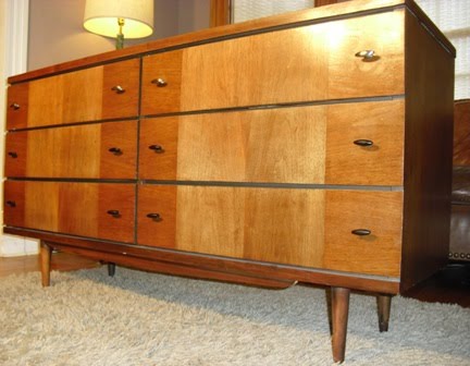 Upright Dressers