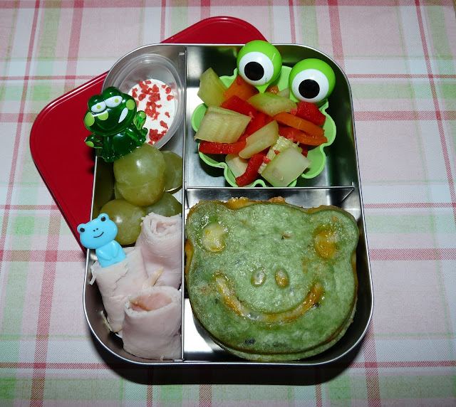 frog cutezcute lunchbots