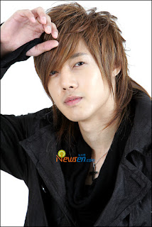 Poto Kim Hyun Joong