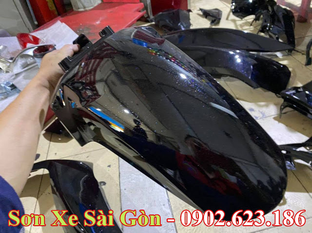 Mẫu Honda SH sơn màu đen bóng pha lê cực đẹp