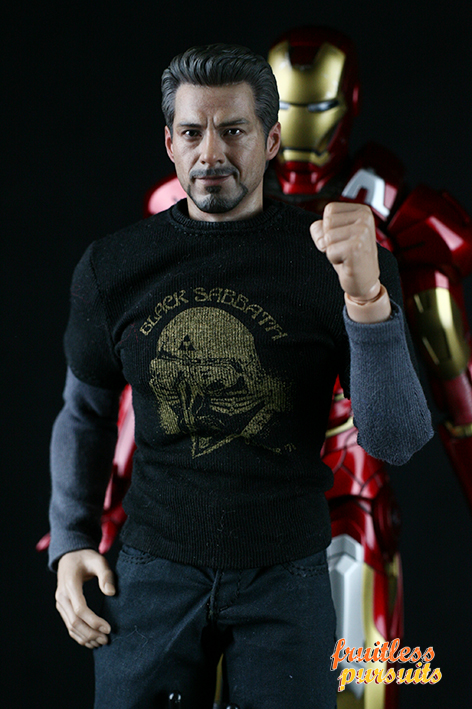 Fruitless Pursuits Review Hot Toys Iron Man Mark Vii 1 6th Scale Collectible Figure