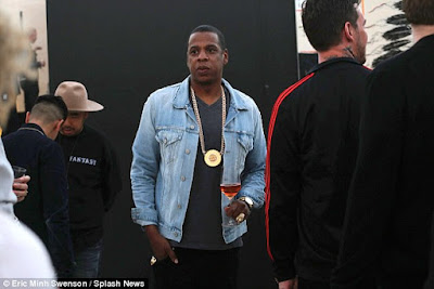 Jay-Z & Beyoncé Steps Out on Matching Denim Outfits