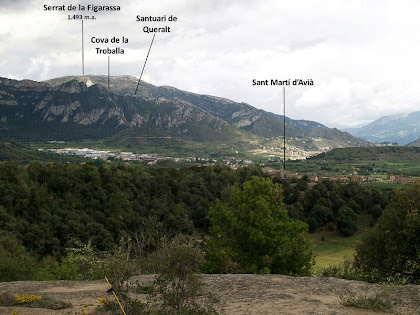 La Serra de Queralt i el Serrat de La Figarassa des del Bosc del Ramonet