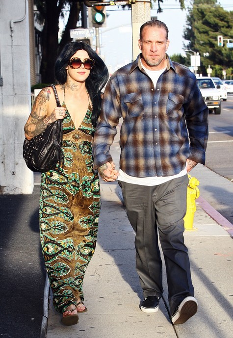 The tattooed couple stepped out for a walk in Los Angeles