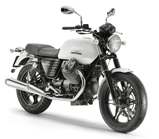 Moto Guzzi V7 Stone 2013