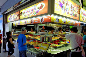 Chong-Pang-Nasi-Lemak- Hup-Lee-Fried-Bee-Hoon