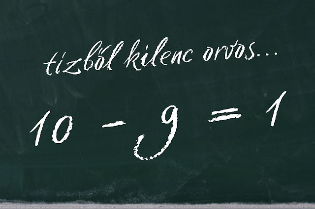 Tízből kilenc az egy. Így: 10 – 9 = 1