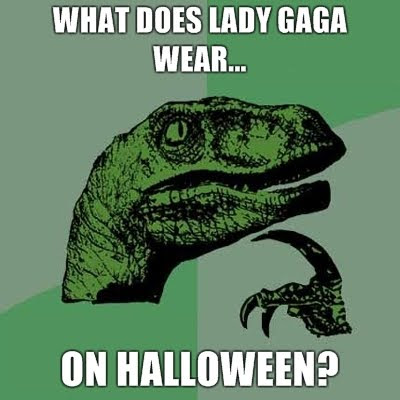 What does Lady Gaga wears on