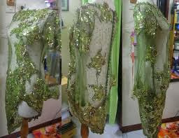 Model Kebaya Asimetris