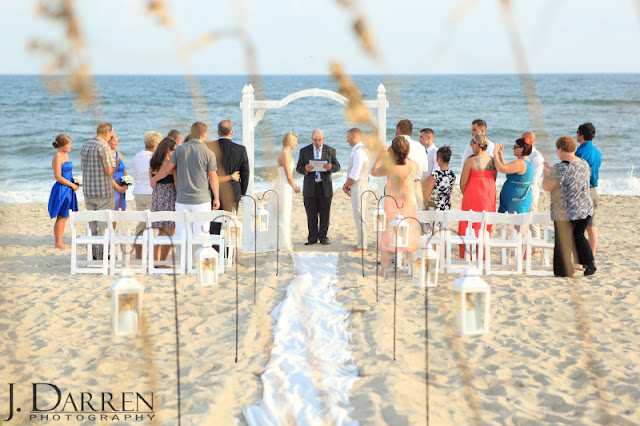 photo of An Emerald Isle beach wedding in North Carolina