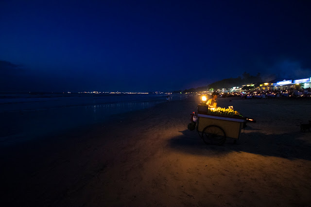 Tramonto spiaggia di Jimbaran-Jimbaran beach sunset-Bali