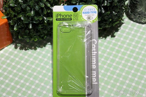 100円ショップ Iphone Se用のケースを購入する 某氏の猫空