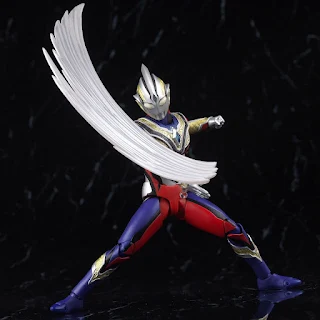 REVIEW SHFiguarts Ultraman Trigger Truth, Bandai