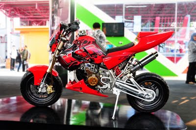 54 Kawasaki Satria Fu, Paling Top