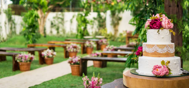 Pernikahan Sederhana & Penuh Makna Dengan Konsep Wedding Outdoor