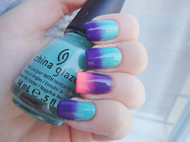 Silvia Lace Nails: Gradient with a touch of neon