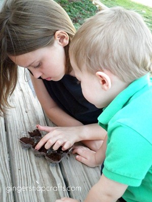 go-green-and-giggle-planting-seeds_t
