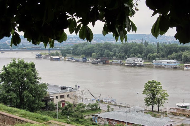 Belgrado, uitzicht vanaf fort op Donau