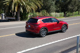 Rear 3/4 view of 2017 Mazda CX-5 Grand Touring