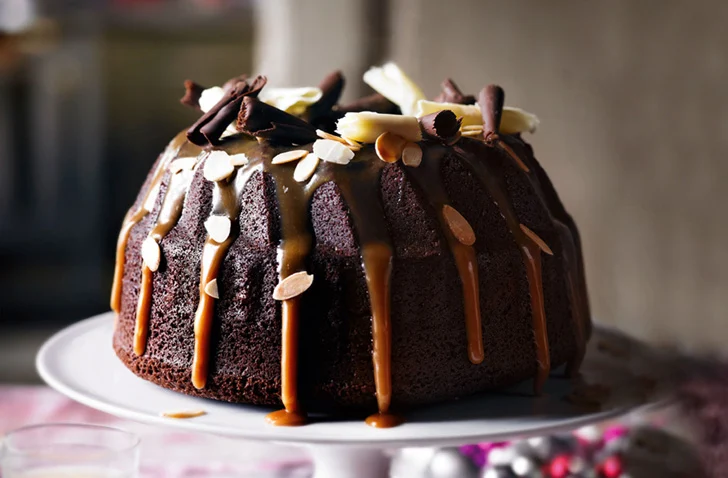 Chocolate Bundt Cake and Chocolate Glaze