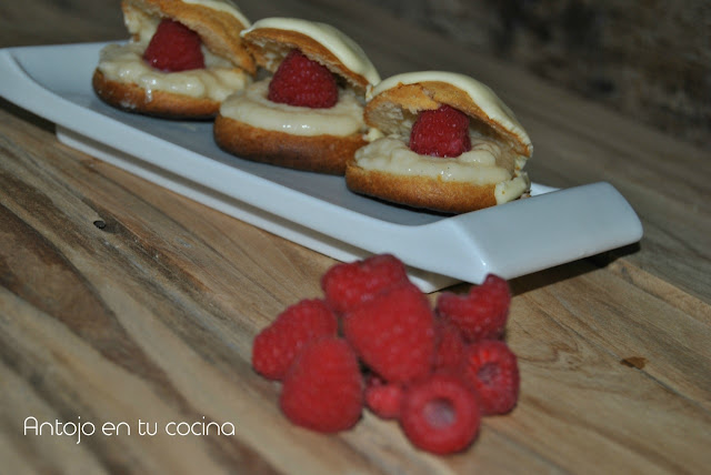 profiteroles-de-frambuesa-y-almendra, raspberry-petit-choux