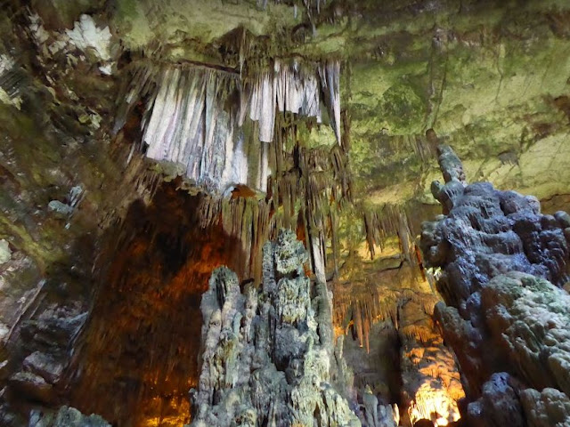 Sala delle Grave nelle grotte di Castellana