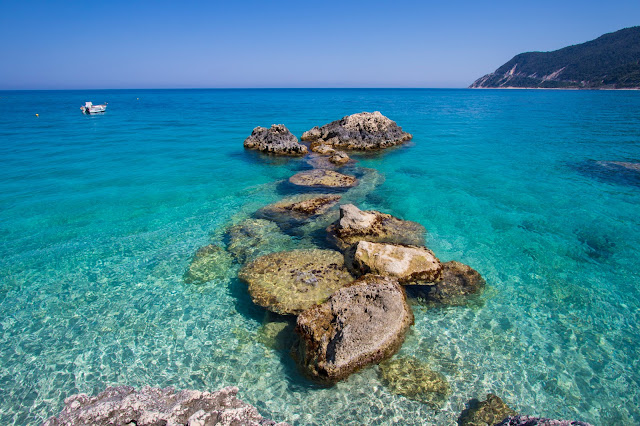 Spiaggia e mare di Agios Nikitas-Lefkada