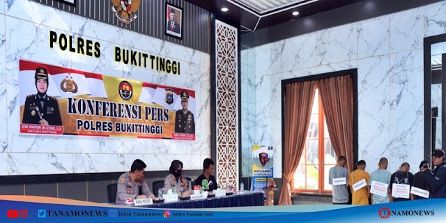 Kapolres Bukittinggi Konferensi Pers Perkara Perjudian