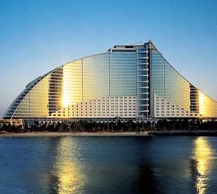 Download this Jumeirah Beach Hotel Albergo Dubai Emirati Arabi Uniti picture