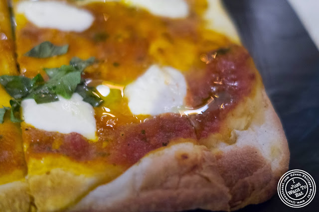 image of margherita pizza at Il Forno Hell's Kitchen in NYC, New York