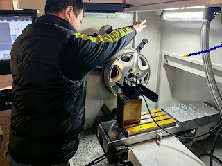 Boost workshop efficiency with wheel polishing machines