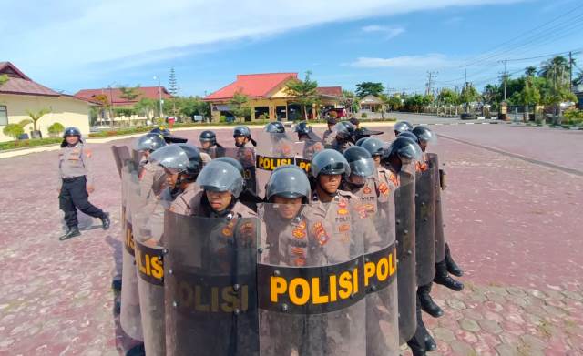 Tingkatkan Kemampuan Anggota, Satsamapta Polres Aceh Timur Gelar Latihan Dalmas