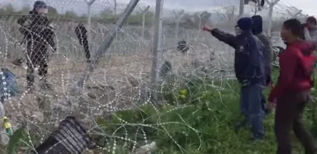 Ειδομένη- Σκοπιανός αστυνομικός σε λαθρομετανάστη: «Θα πέθαινα για τη χώρα μου»..(Βίντεο)