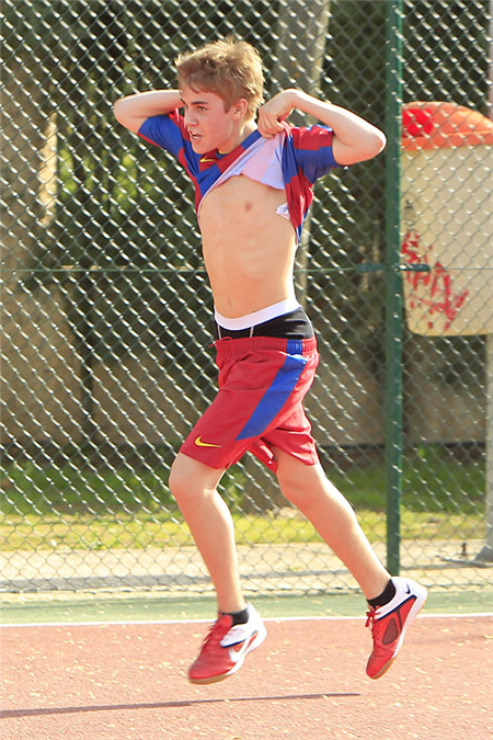 justin bieber playing soccer with ryan butler. Justin Bieber already