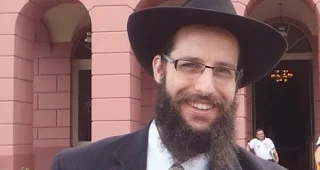   Chabad é sefaradi ou ashkenazi?