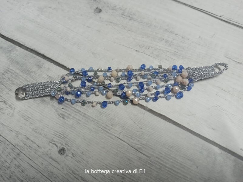 BRACCIALI MULTIFILO AD UNCINETTO CON CRISTALLI