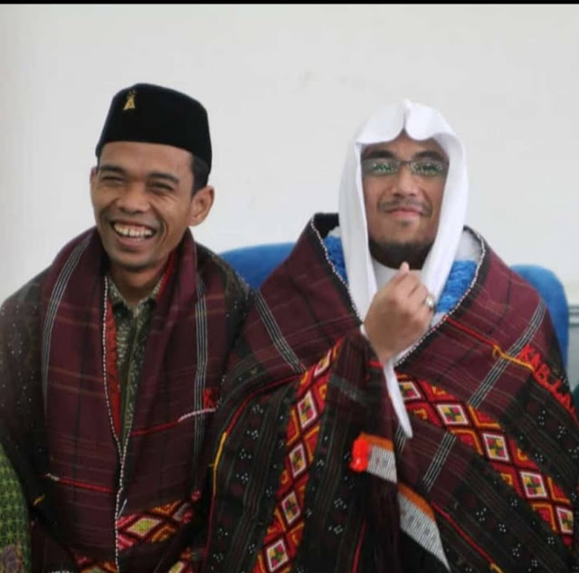 Ustadz Maaher At Thuwailibi Sakit 