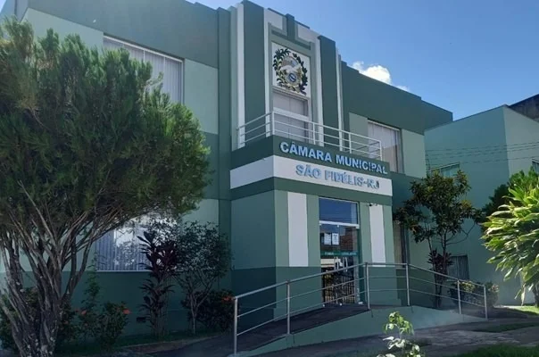 Câmara vota nesta quarta-feira (7) o pedido de abertura de comissão que pode cassar prefeito de São Fidélis