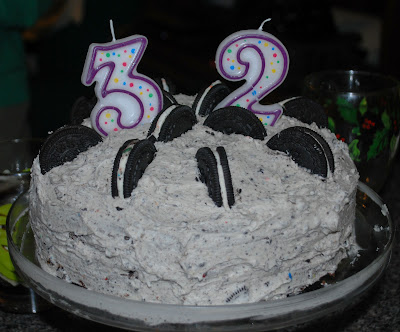 Birthday Cake Oreos on Since Oreo Released It S Limited Edition Birthday Cake Oreos  We Ve