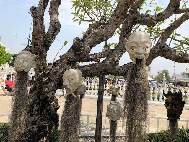 Wat Rong Khun - Templo Branco (White Temple) - Tailândia 