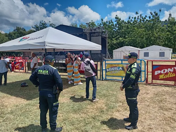 ACOMPAÑAMIENTO AL REINADO veredal que se lleva a cabo en Alto Magdalena.