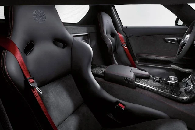 Mercedes Benz SLS AMG Black Series - interior