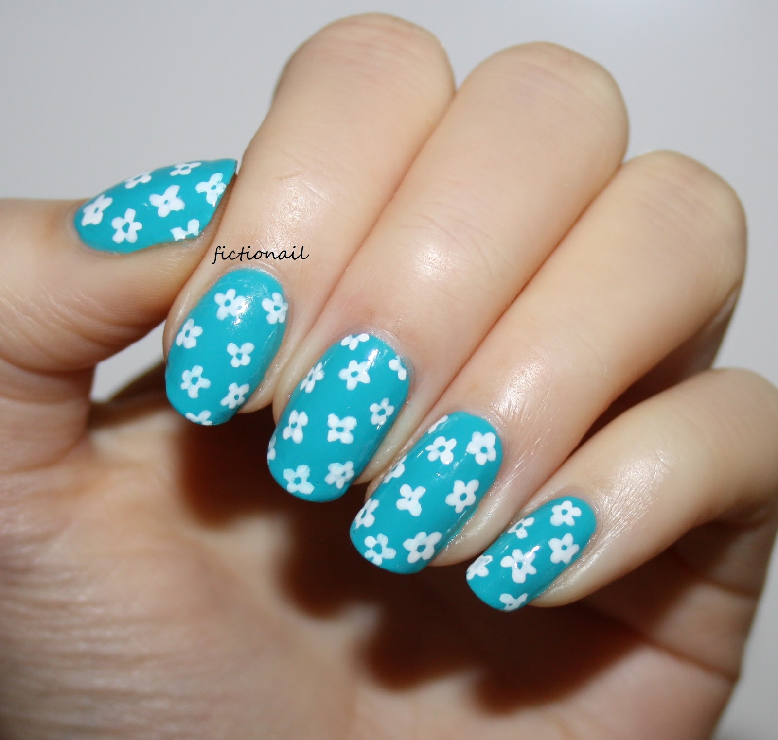 Simple Flower Nails