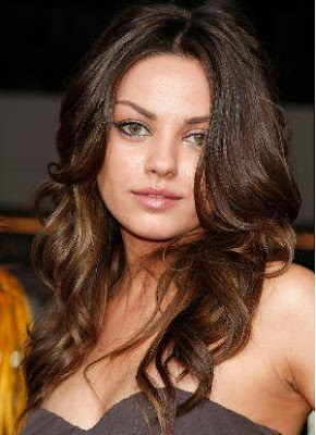3. Hot And Sexy Medium Hairstyles For Round Faces